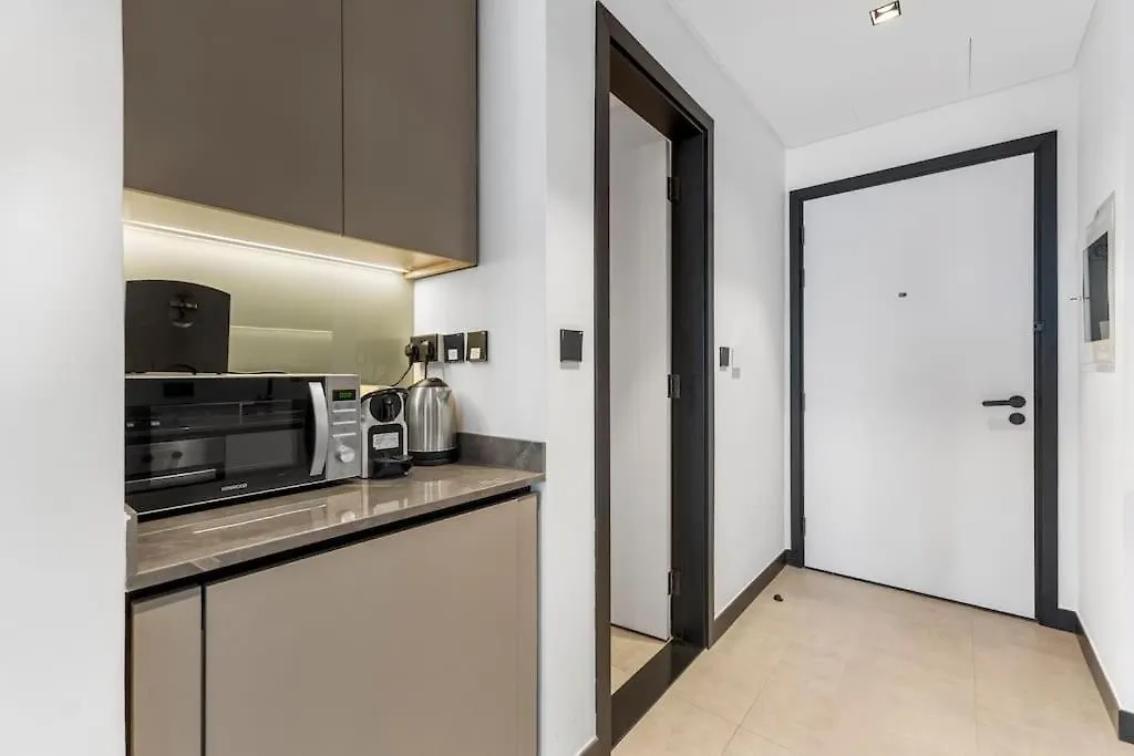 Waves - Fully Equipped Studio For A Perfect Stay In Dubai 0*,