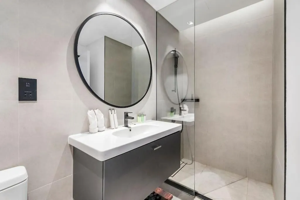 Waves - Fully Equipped Studio For A Perfect Stay In Dubai