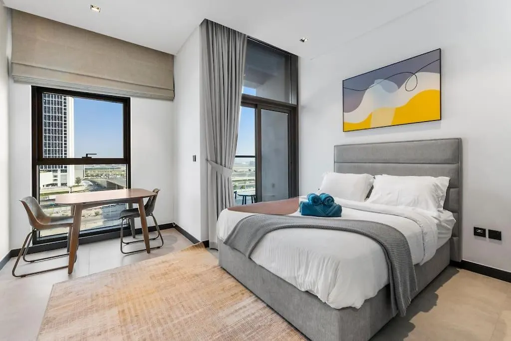 Waves - Fully Equipped Studio For A Perfect Stay In Dubai